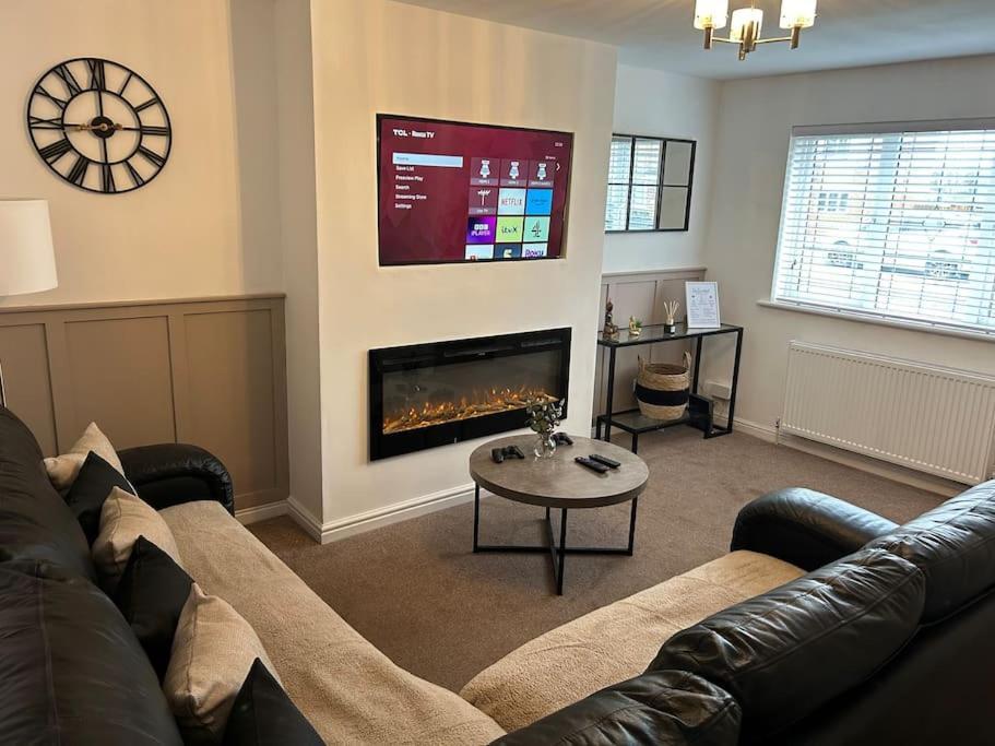 Fresh, Fully Equipped Modern House Can Sleep 5 Kiveton Park Eksteriør billede