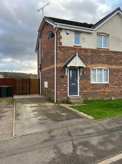 Fresh, Fully Equipped Modern House Can Sleep 5 Kiveton Park Eksteriør billede